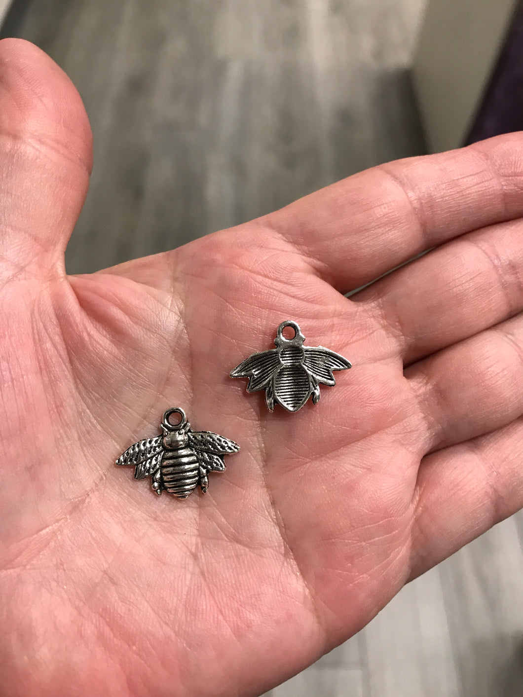 CHARM BEE