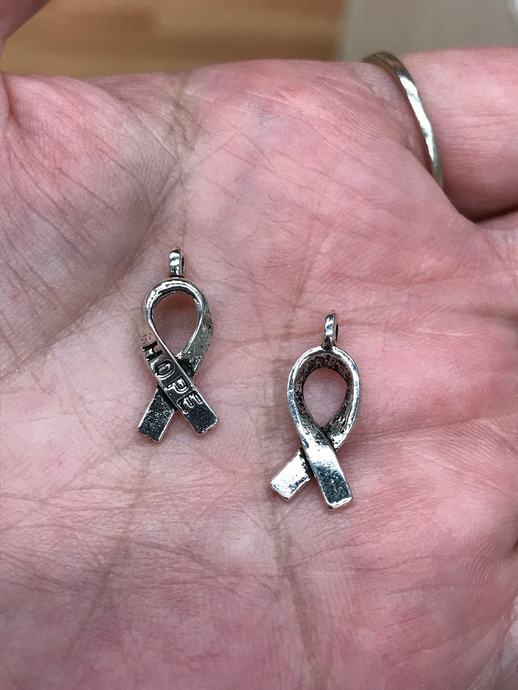 HOPE RIBBON CHARM
