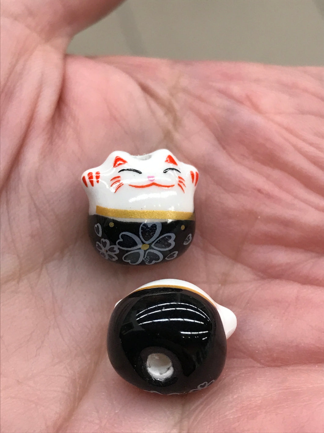 PORCELAIN LUCKY CAT