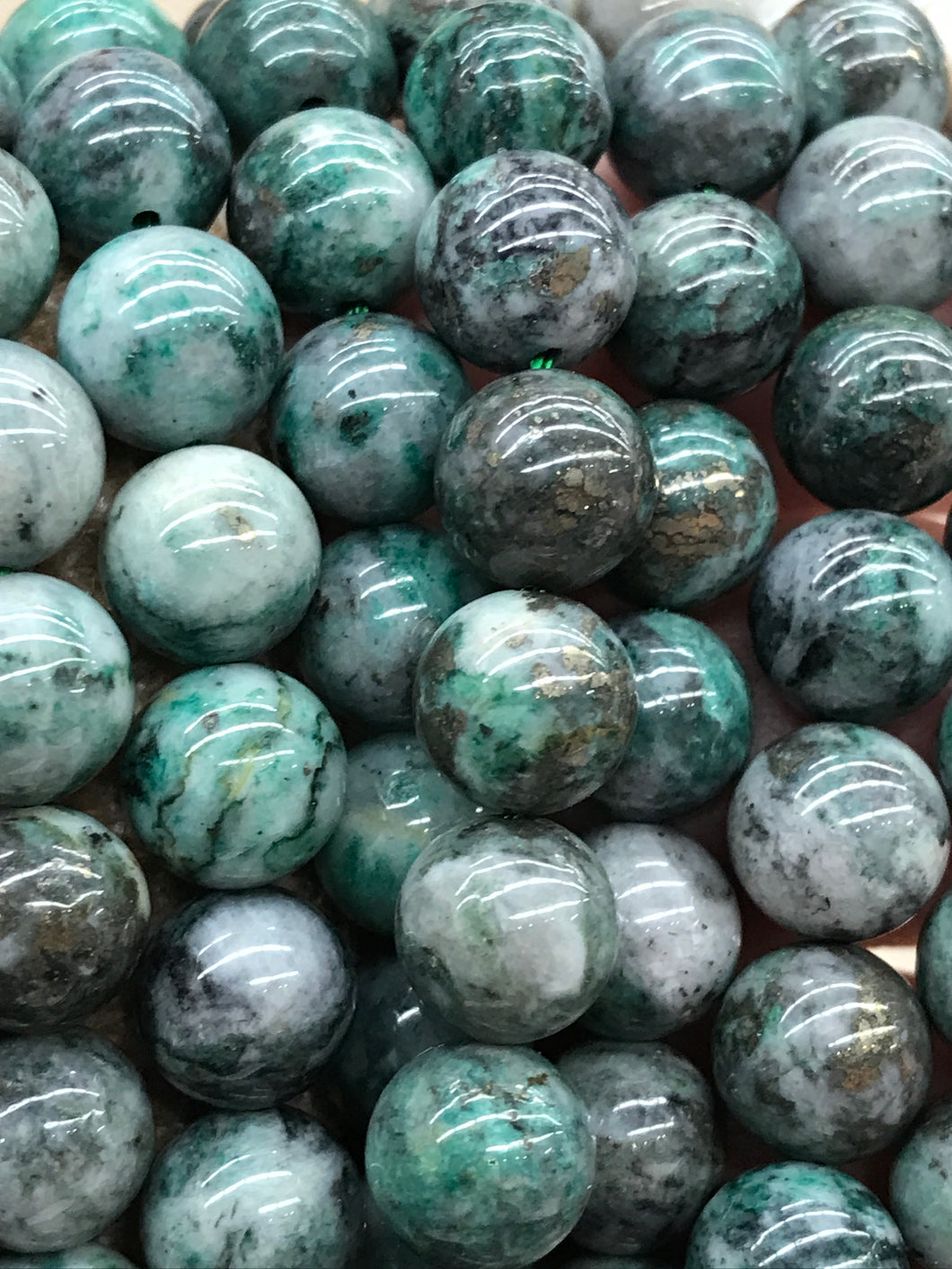 PYRITE/AZURITE 8MM