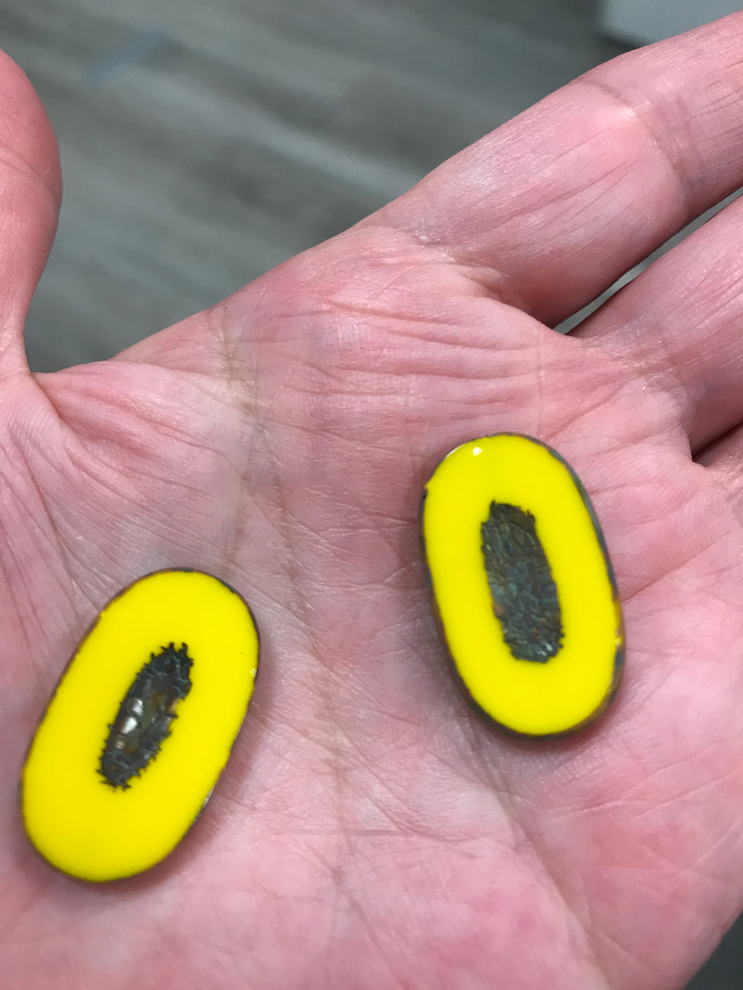 CZECH GLASS TABLE CUT OVAL BEAD