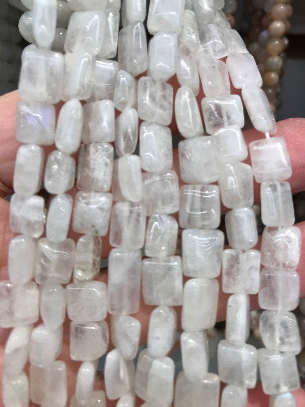 MOONSTONE SQUARE 8-10X7-8MM