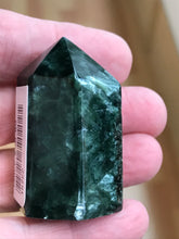 Load image into Gallery viewer, SERAPHINITE POINT
