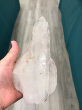 Load image into Gallery viewer, CLEAR QUARTZ FLOATER CLUSTER
