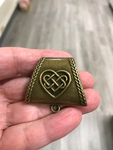 CELTIC HEART SCARF BAIL