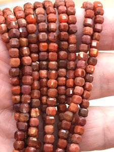 CARNELIAN 3X3MM FACETED CUBE