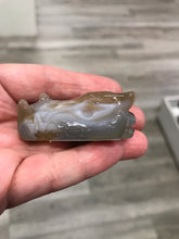 Load image into Gallery viewer, AGATE GEODE DRAGON HEAD
