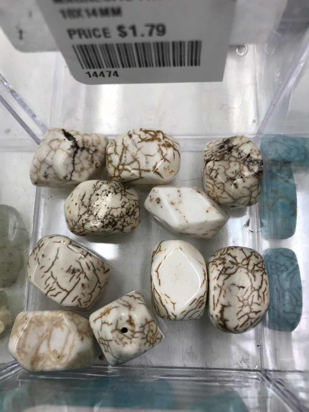MAGNESITE FACETED NUGGET