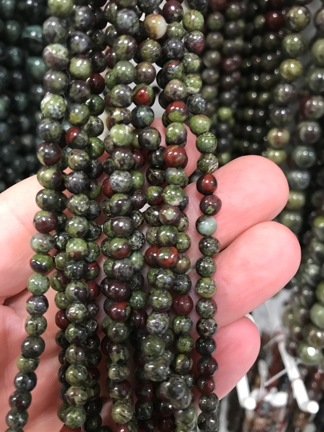 DRAGON BLOOD JASPER 4MM