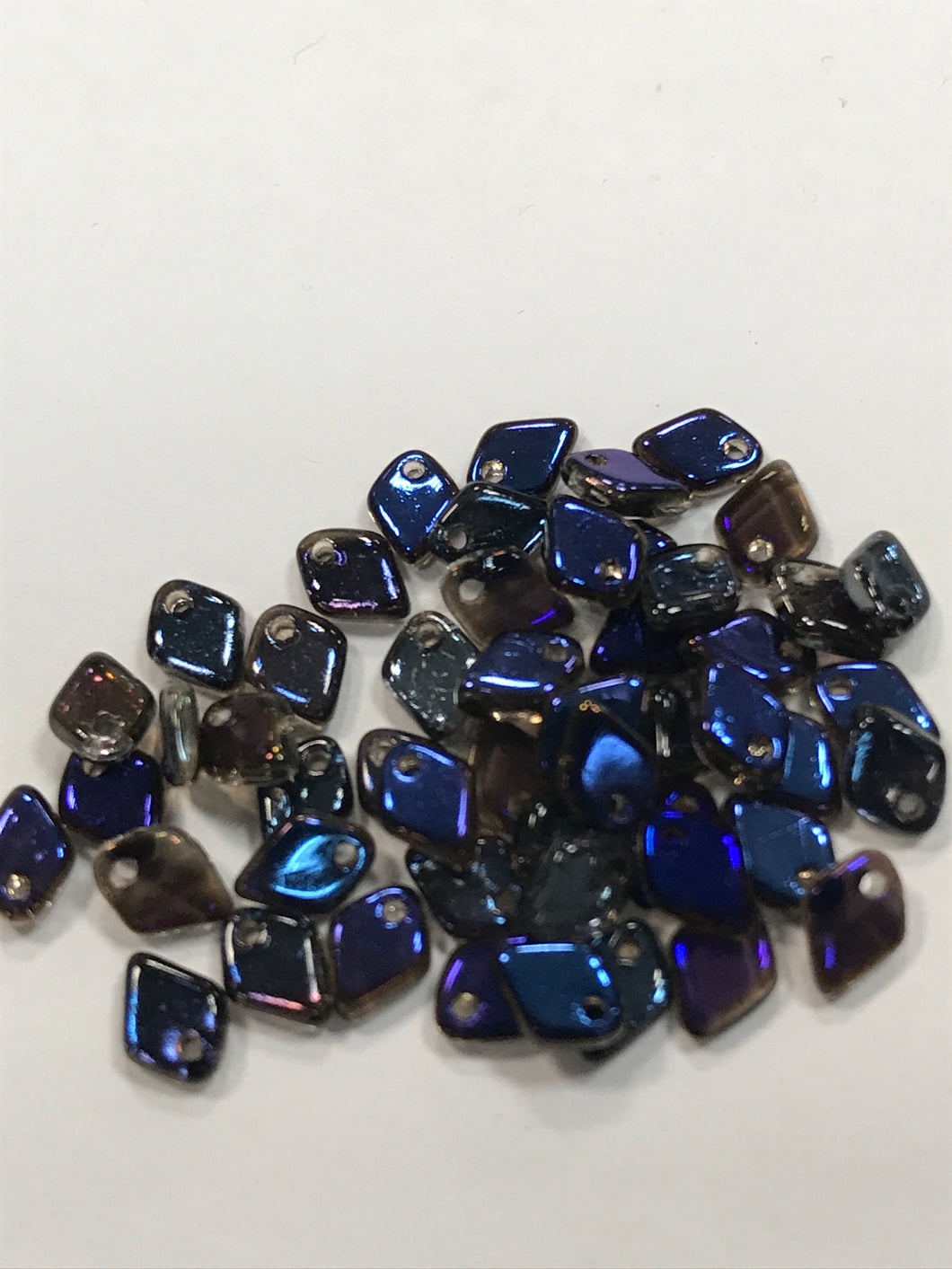 DRAGON SCALE 1.5X5MM