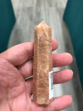 Load image into Gallery viewer, SUNSTONE POINT
