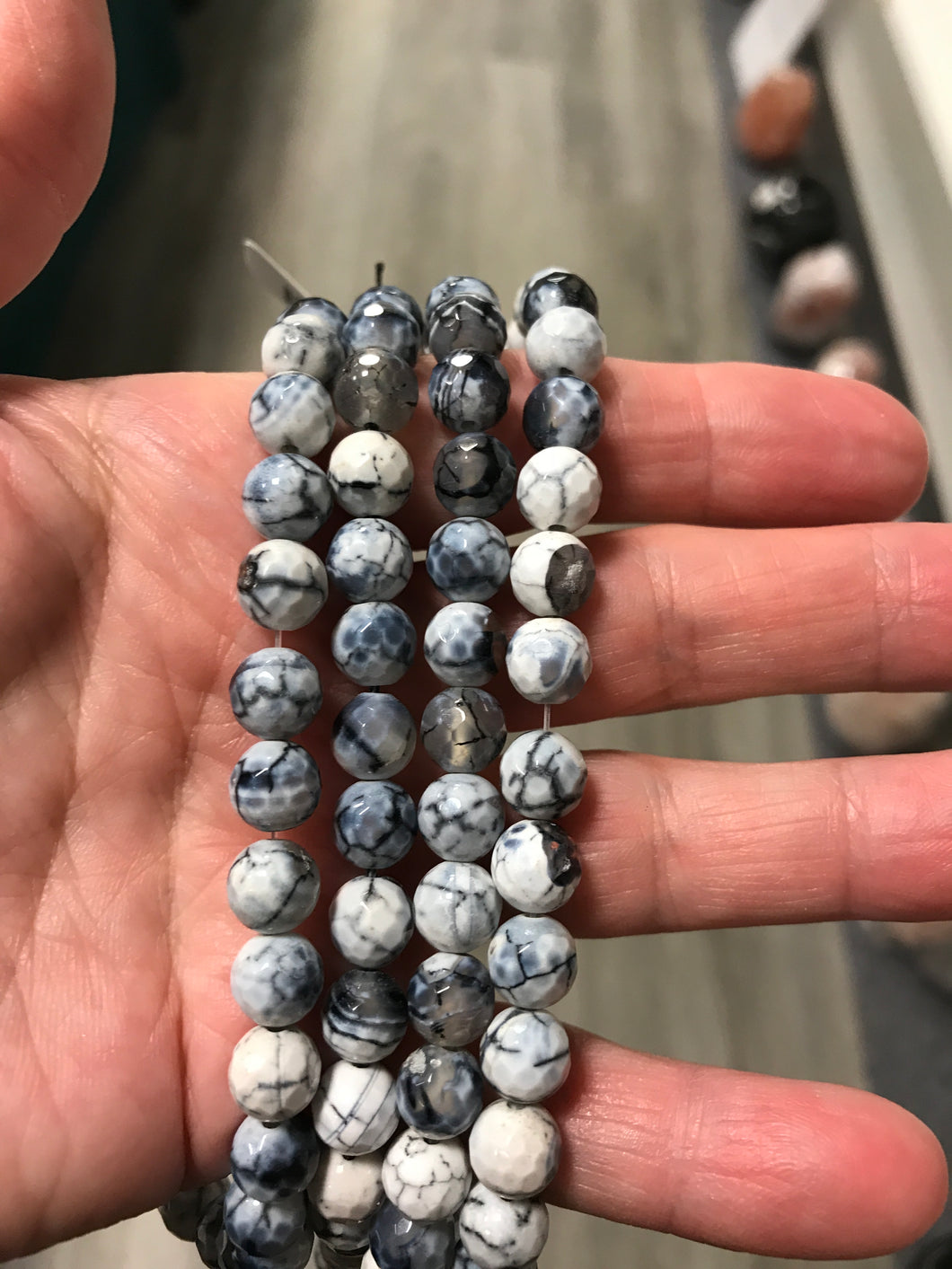 FIRE AGATE FACETED 8MM