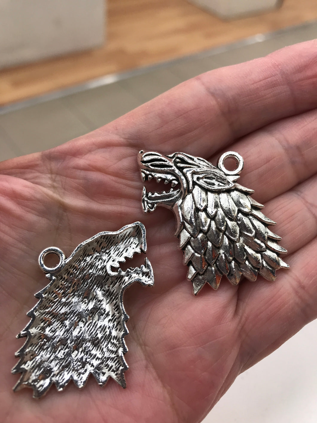 WOLF PENDANT
