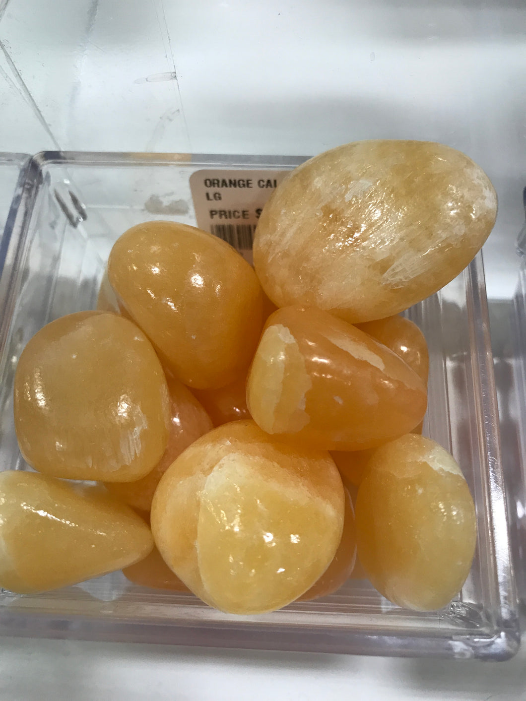 ORANGE CALCITE TUMBLED