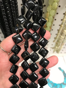 ONYX RHOMBUS
