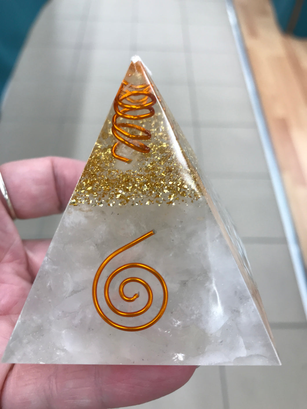 ORGONE GENERATOR 60MM SELENITE