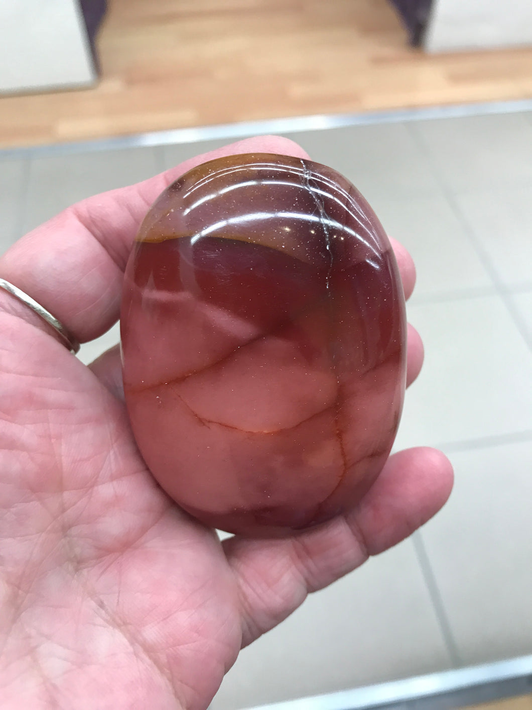 MOOKAITE PALM STONE