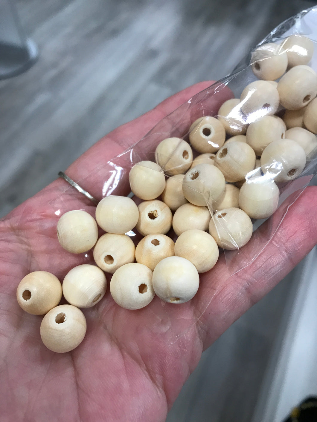 WOOD BEADS ROUND 12MM