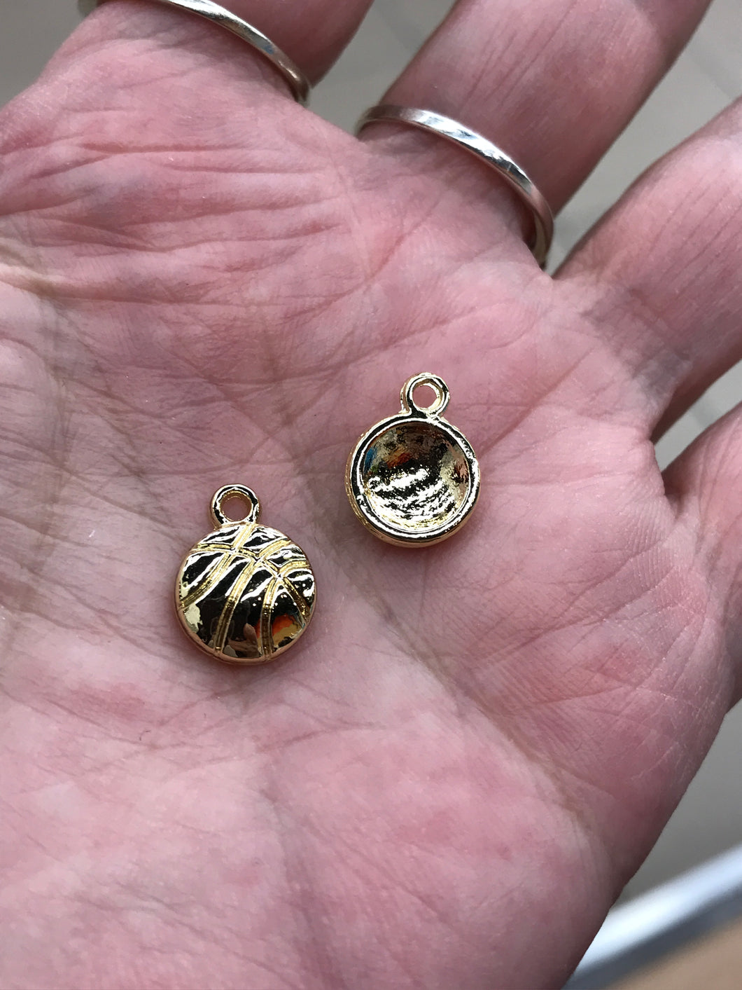 BASKETBALL CHARM