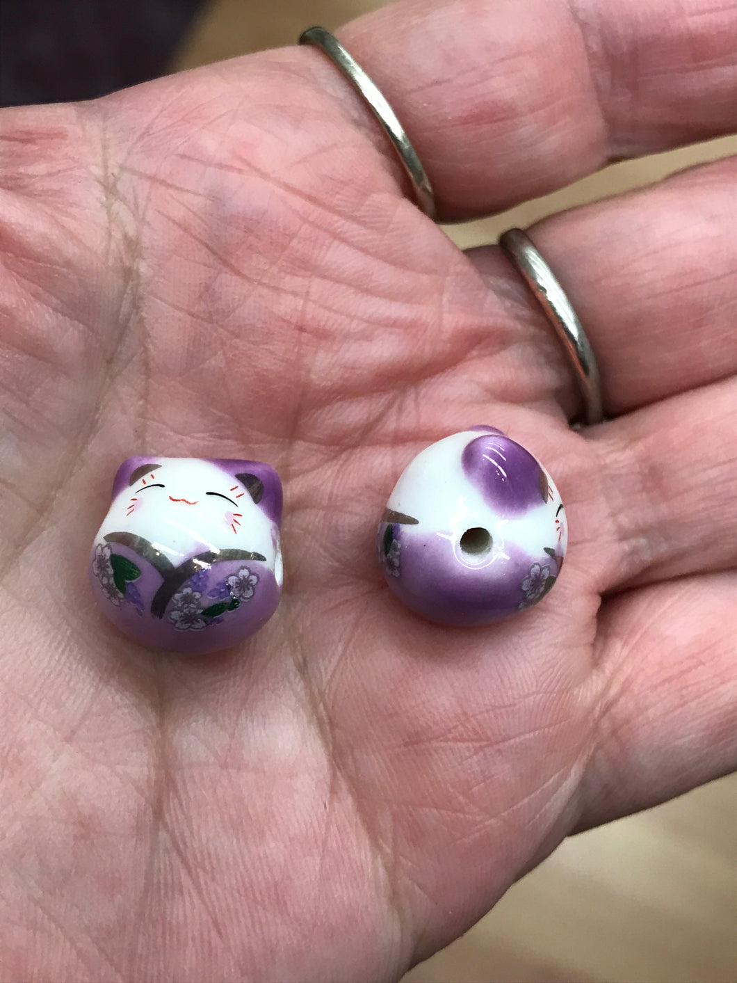 PORCELAIN LUCKY CAT