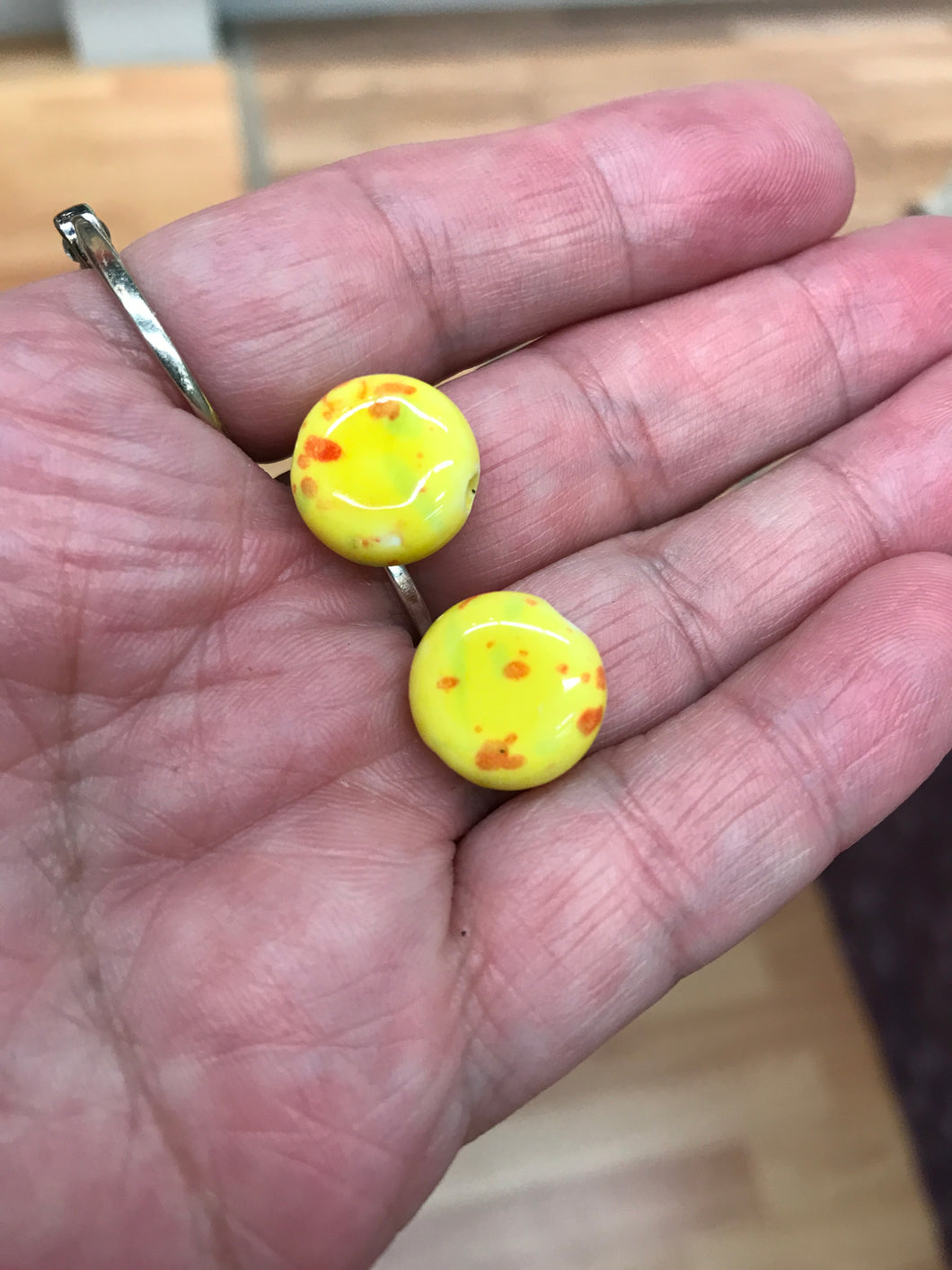 PORCELAIN BEADS