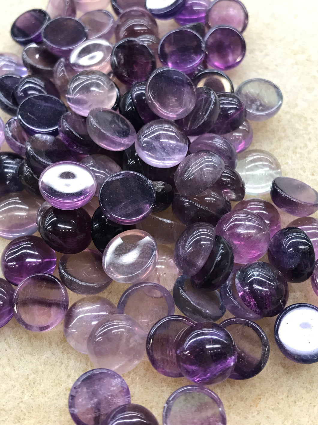 FLUORITE CABOCHON