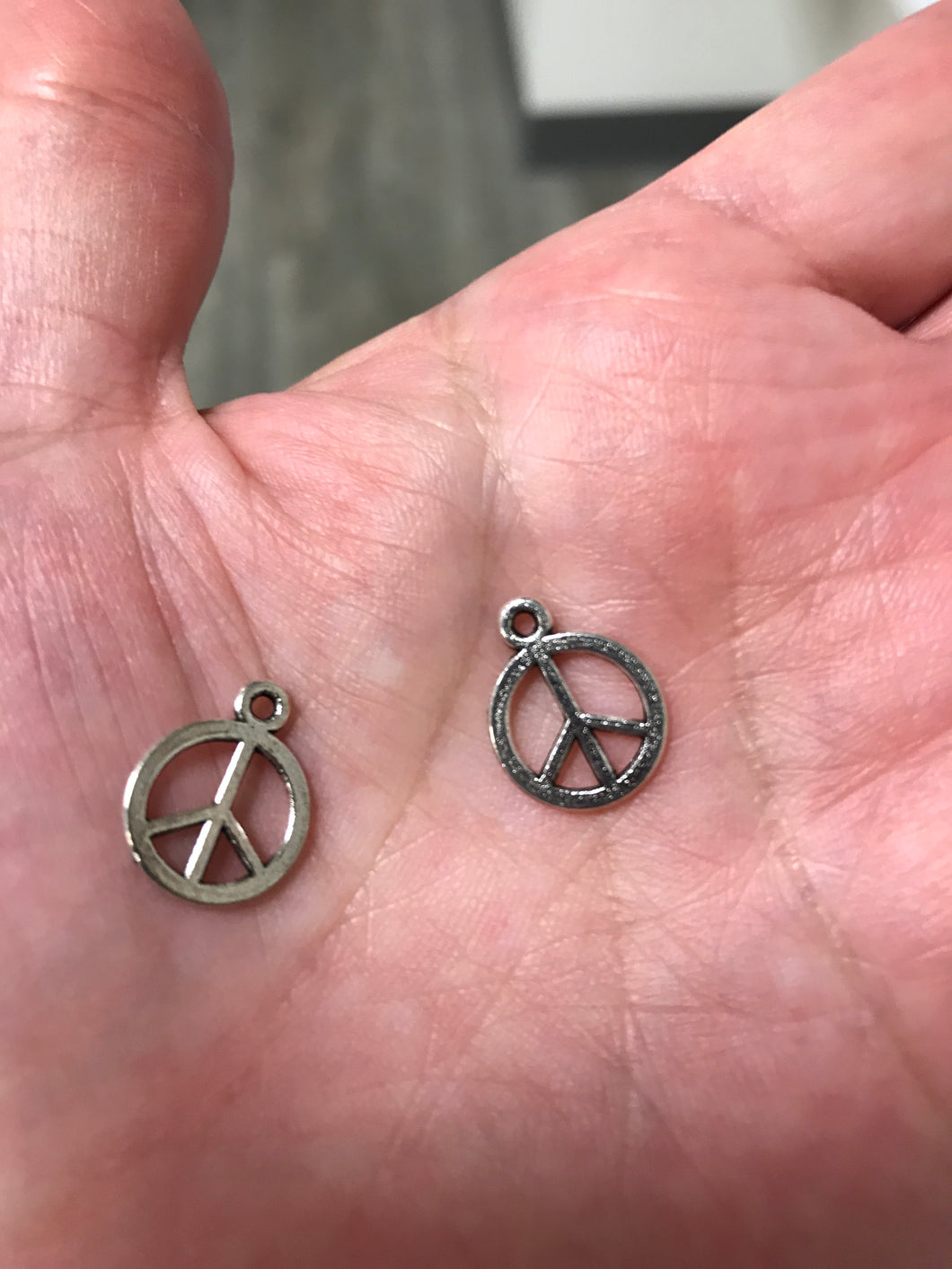 CHARM PEACE SYMBOL