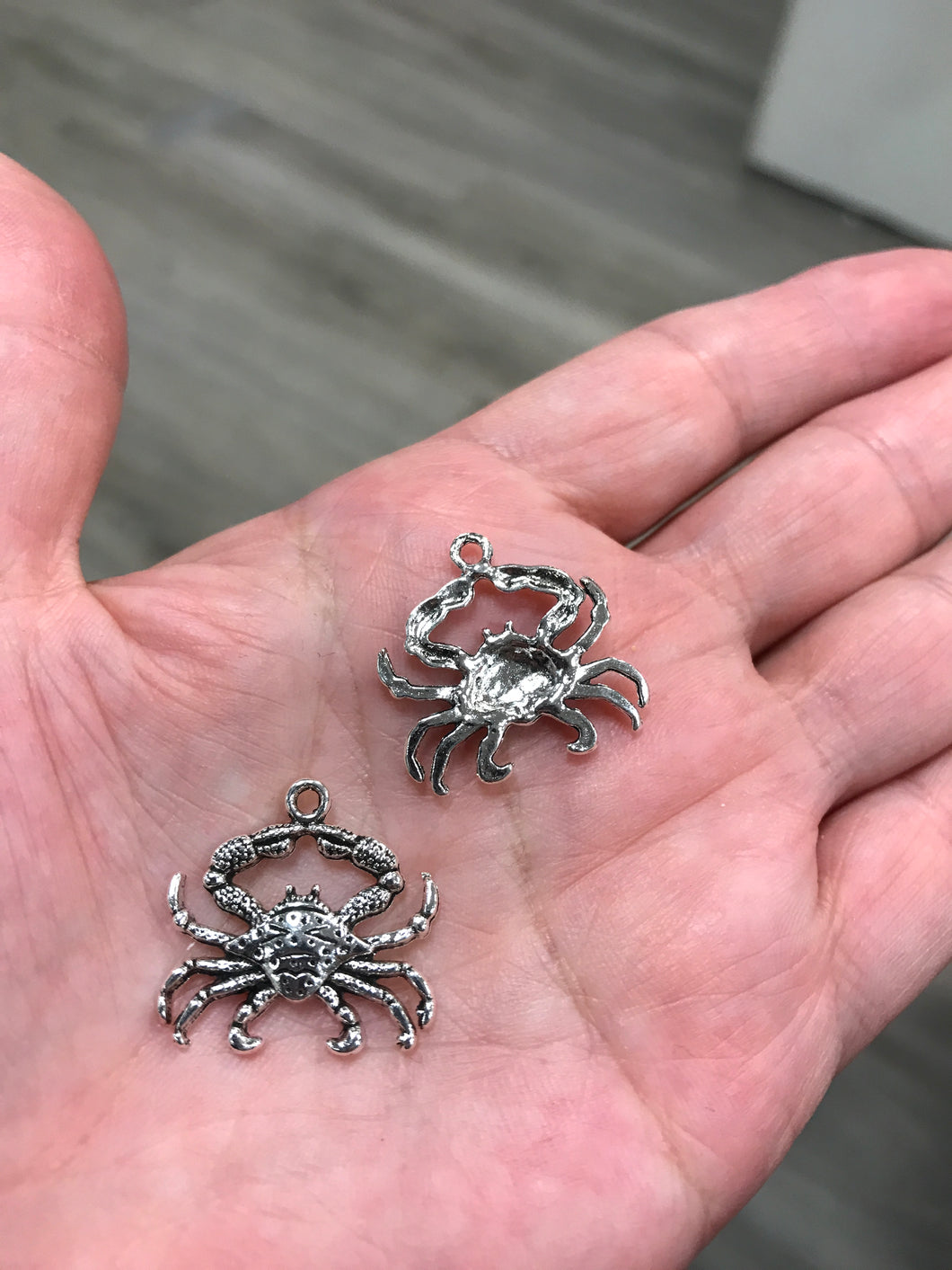 CHARM CRAB