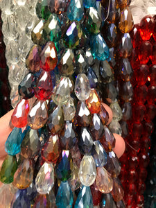 FACETED GLASS DROP MIXED