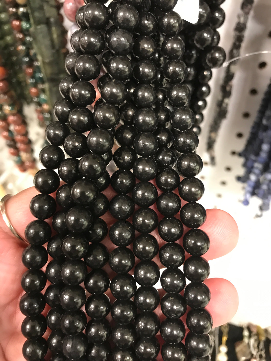 SHUNGITE 8MM