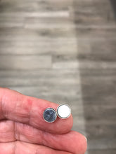 Load image into Gallery viewer, CLASP MAGNETIC
