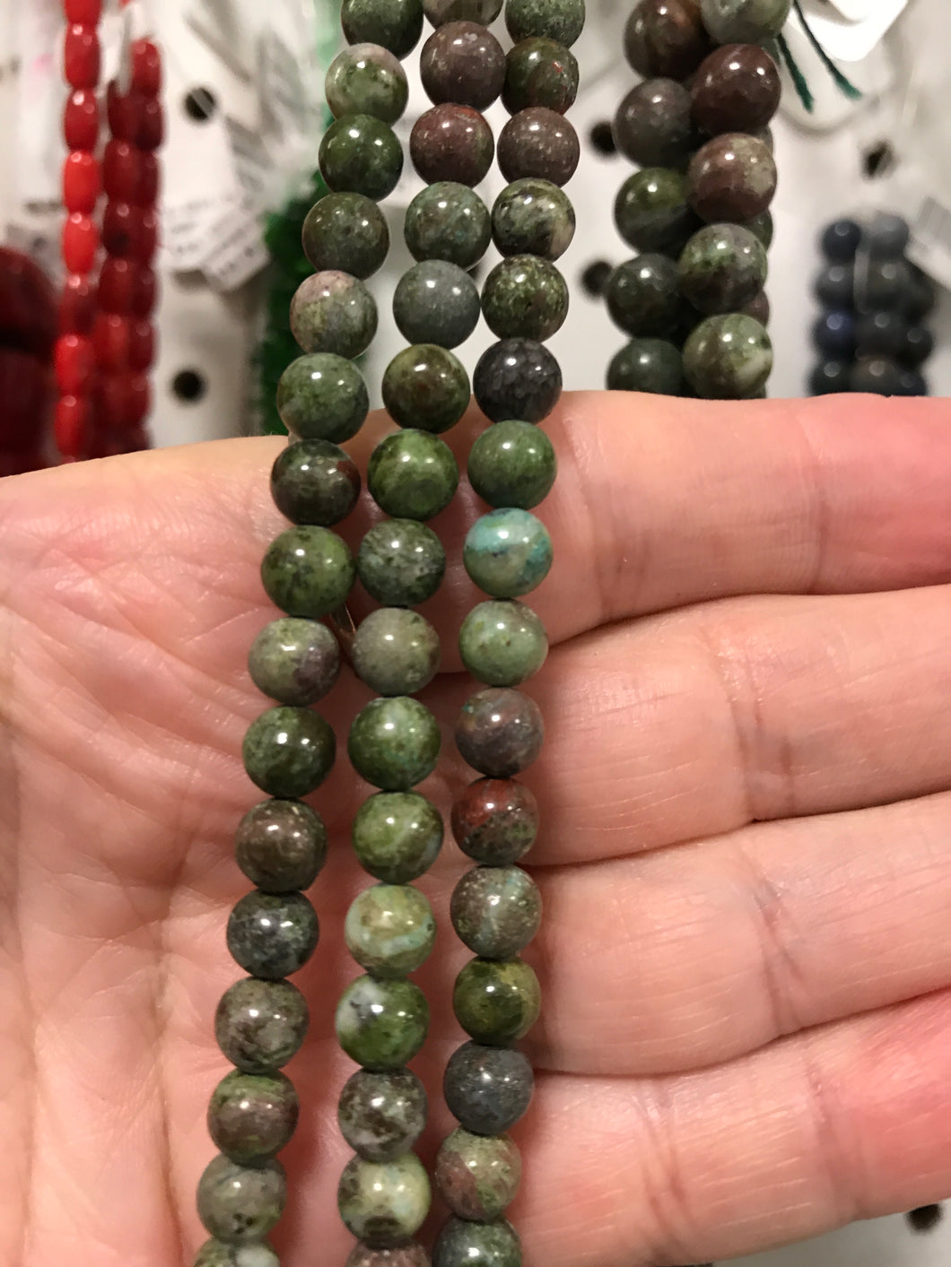 DINOSAUR STONE 6MM