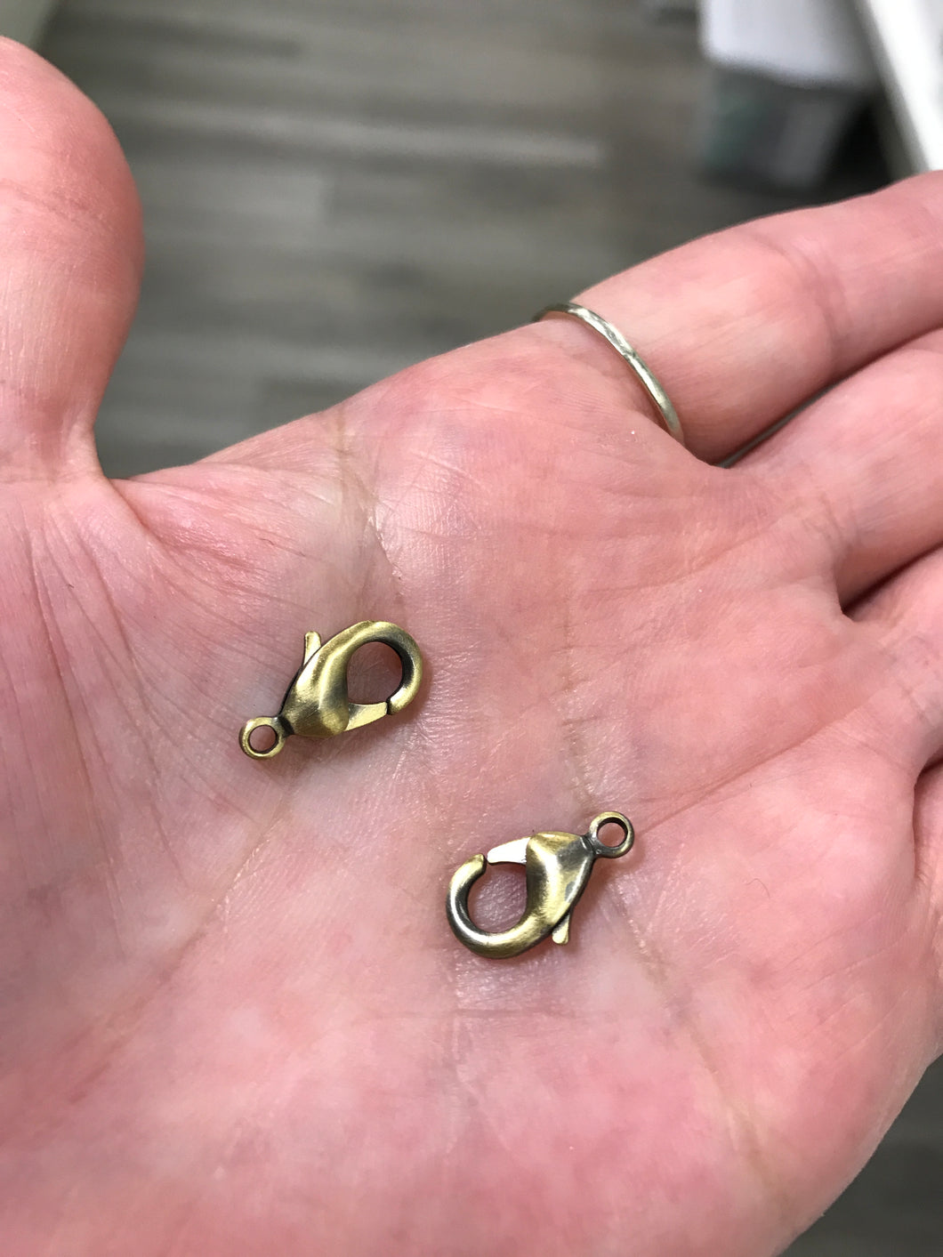 BRASS LOBSTER CLASP