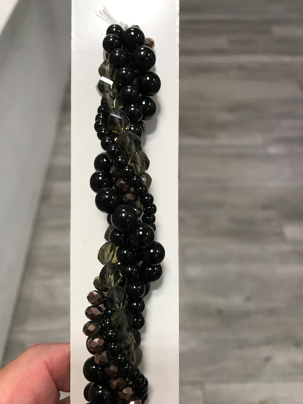 TWISTED CRYSTAL RANUNCULUS