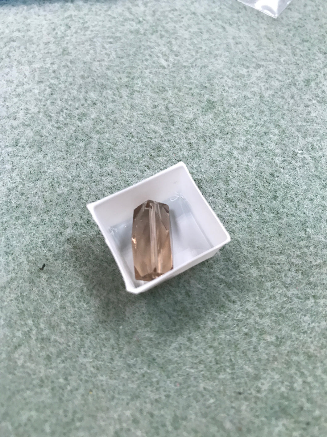 AUSTRIAN CRYSTAL BEAD