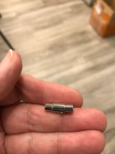 Load image into Gallery viewer, 304 STAINLESS MAGNETIC SCREW CLASP
