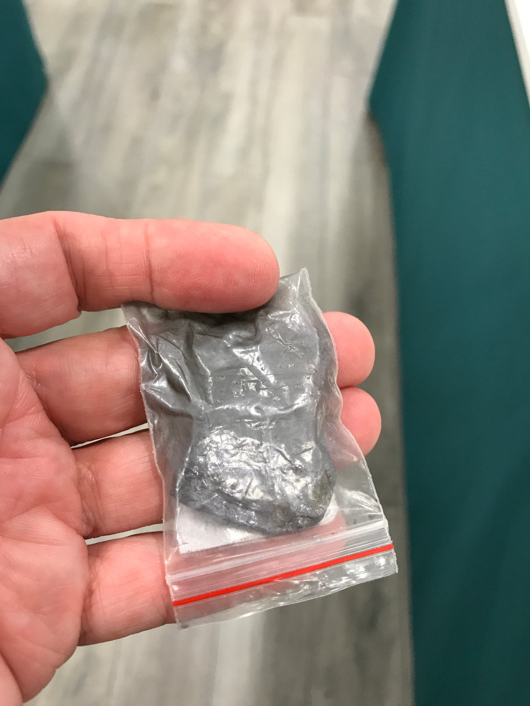 MOLYBDENITE RAW