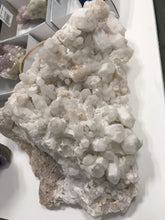 Load image into Gallery viewer, WHITE QUARTZ CLUSTER
