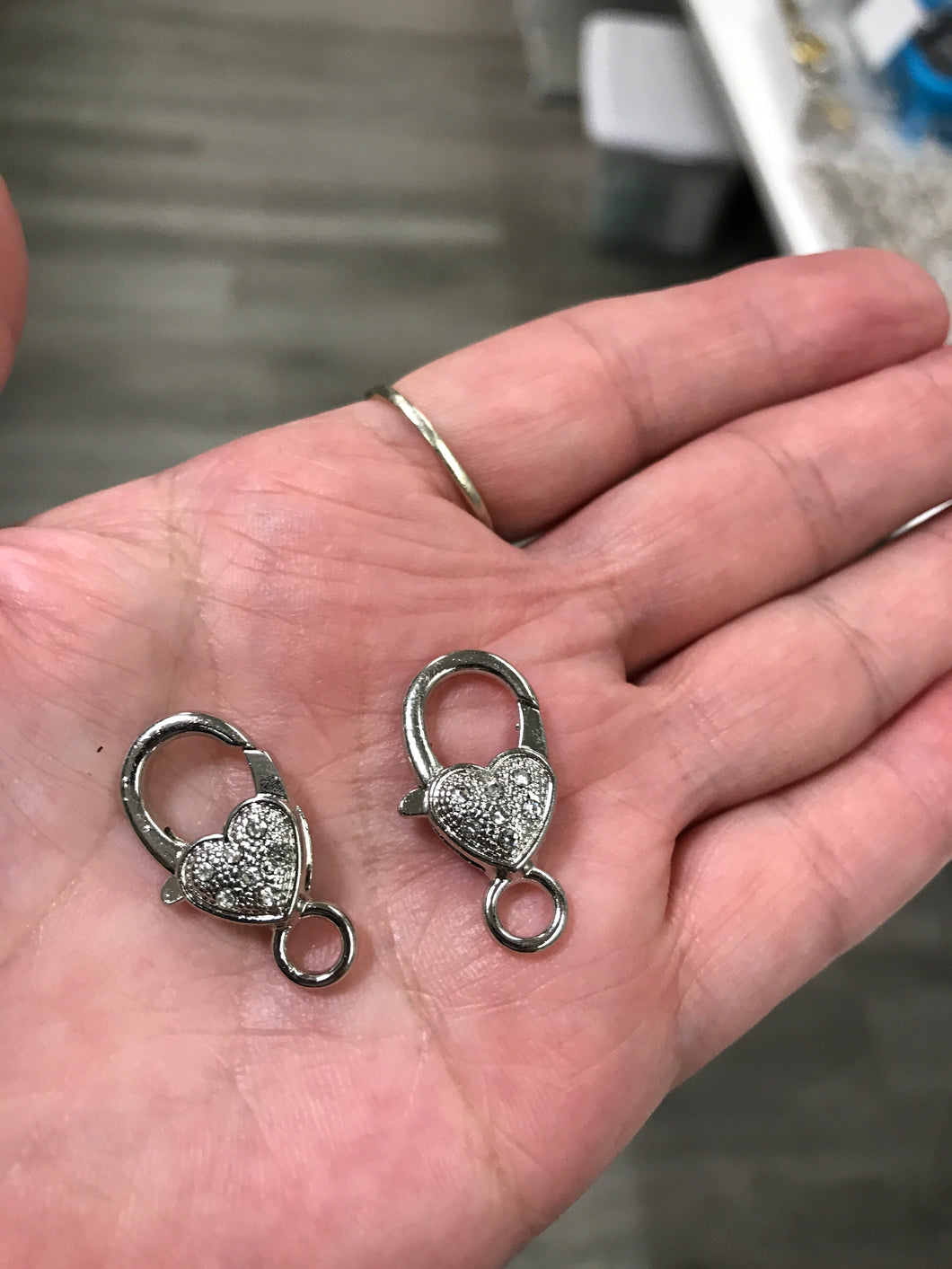 RHINESTONE HEART LOBSTER CLASP