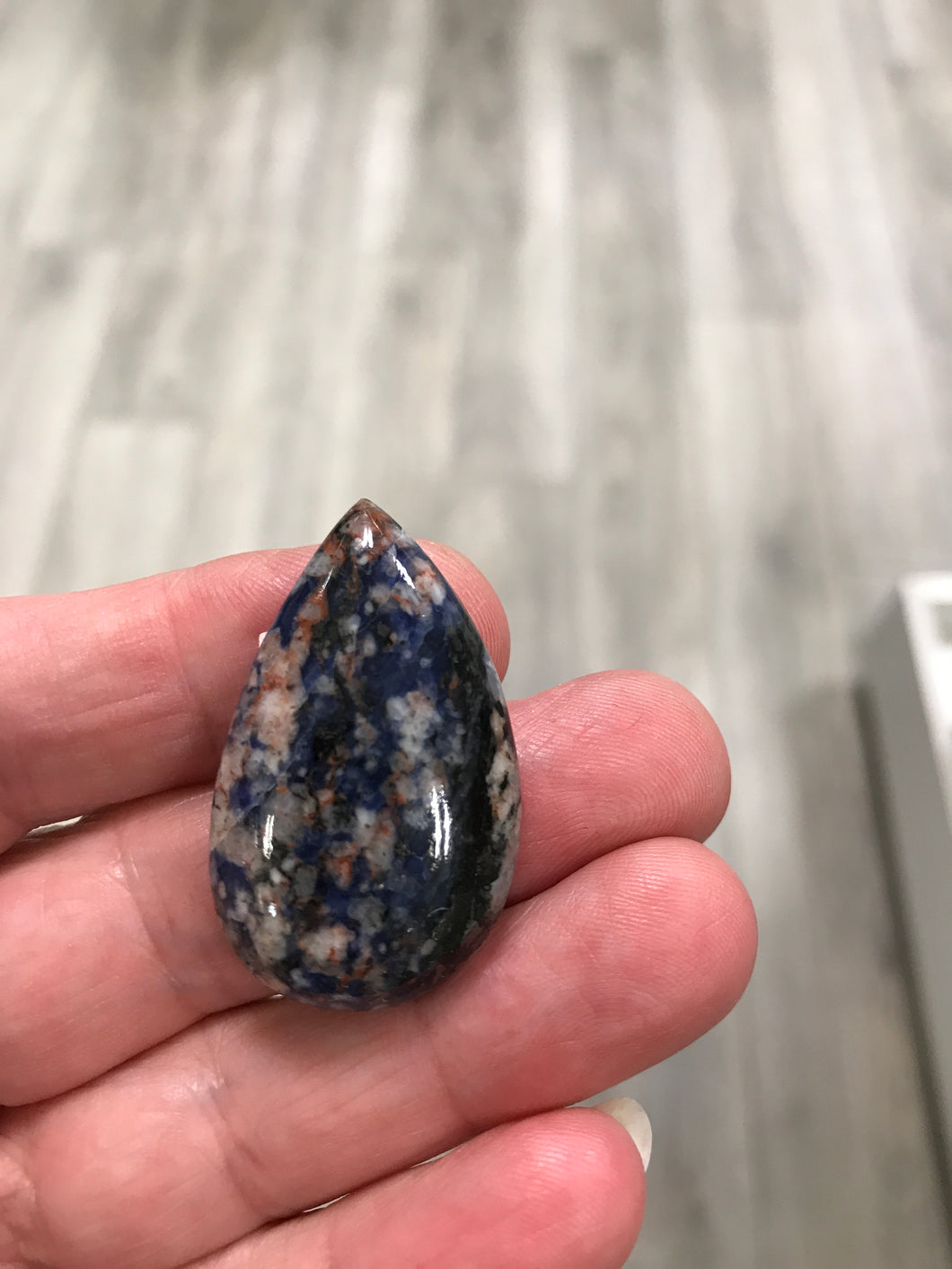 CABOCJON CANADIAN SODALITE