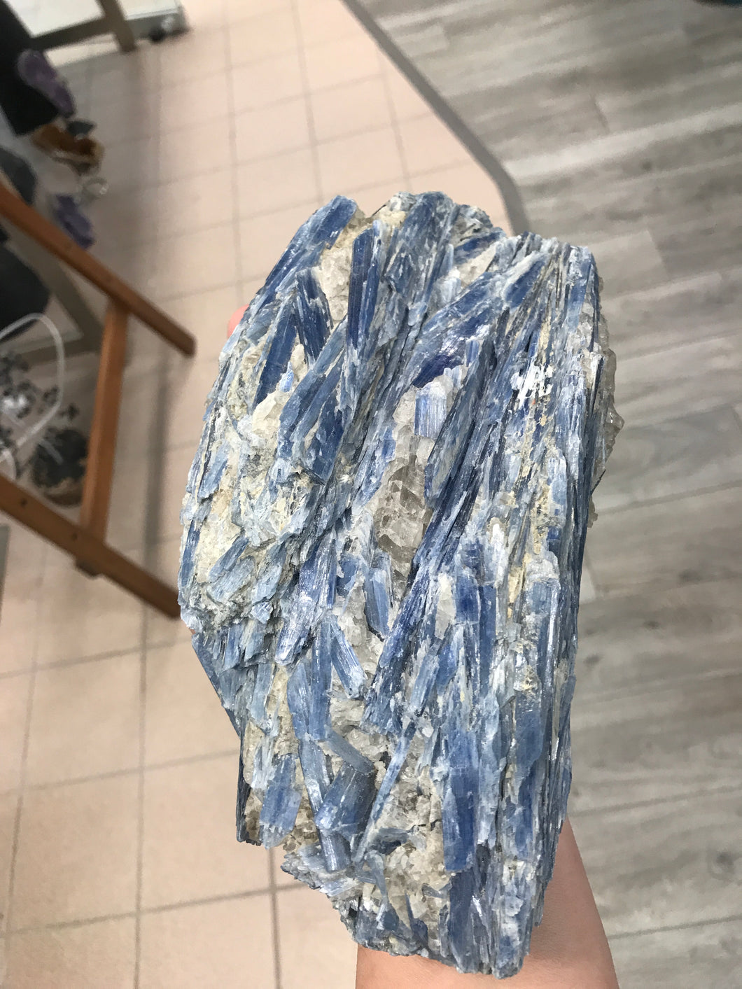 KYANITE CLUSTER