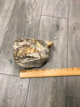 Load image into Gallery viewer, TB QUARTZ GARDEN ROCK CURRENT RIVER AGATE
