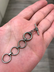 MULTI-RING TOGGLE CLASP