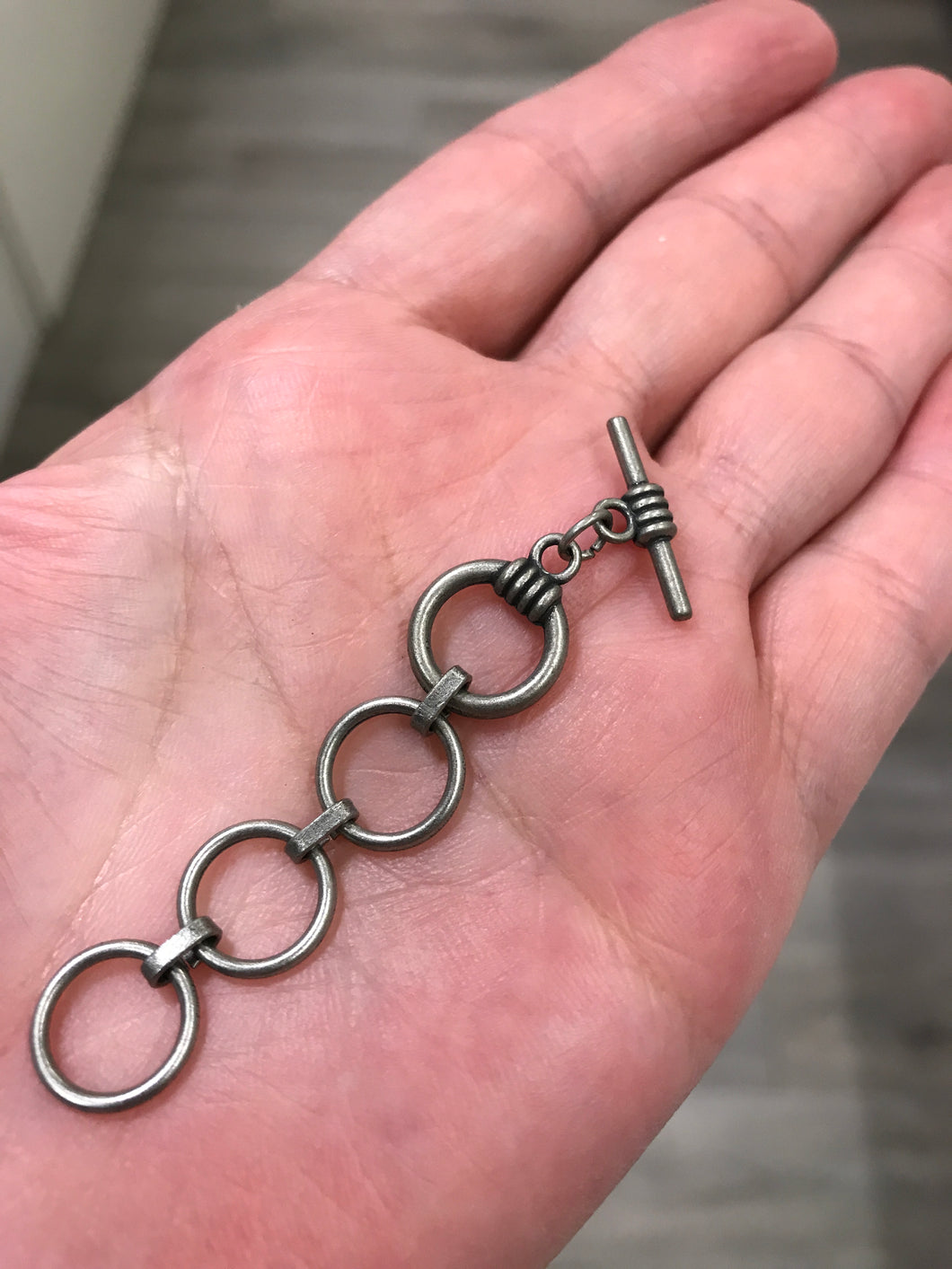 MULTI-RING TOGGLE CLASP
