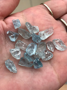 AQUAMARINE ROUGH