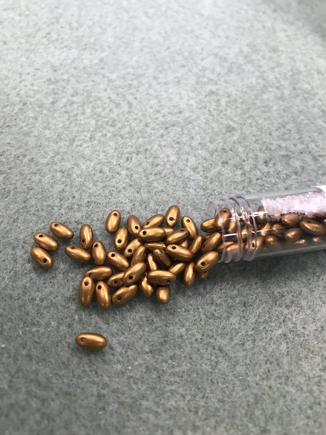RIZO BEAD 2.5X6MM