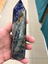 Load image into Gallery viewer, SODALITE POINT
