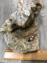 Load image into Gallery viewer, TB QUARTZ GARDEN ROCK CURRENT RIVER AGATE
