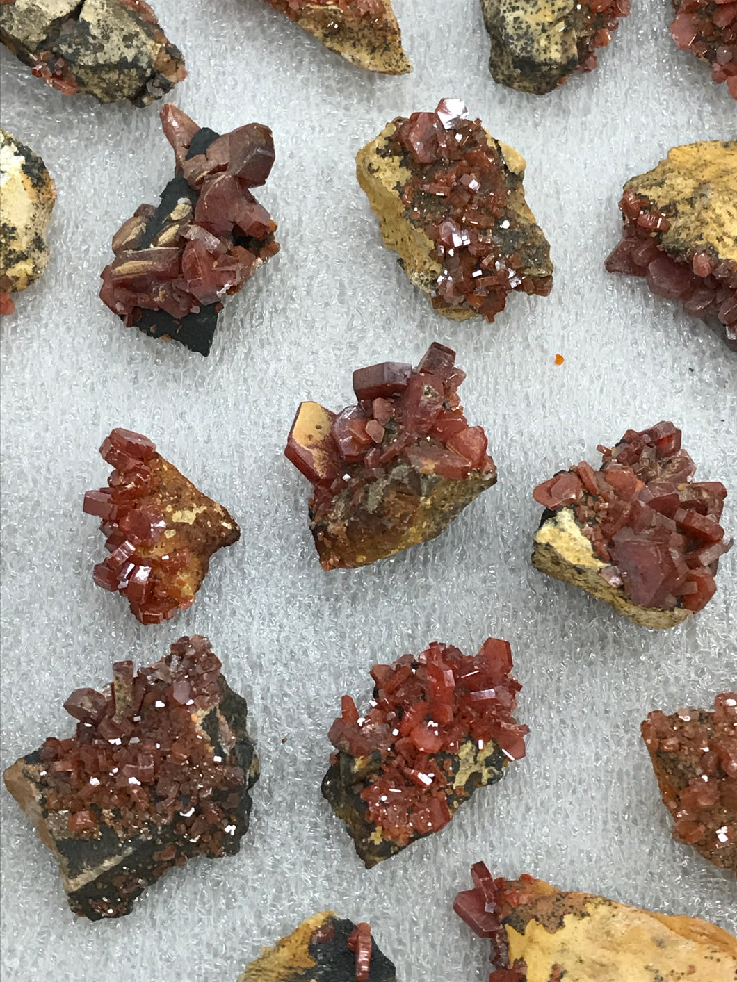 VANADANITE ROUGH