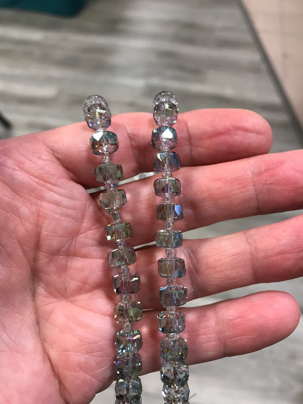FACETED ELECTROPLATED GLASS 8X5MM